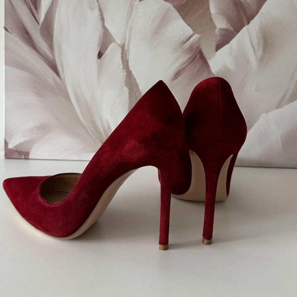 Gianvito Rossi red suede pumps Granate red color